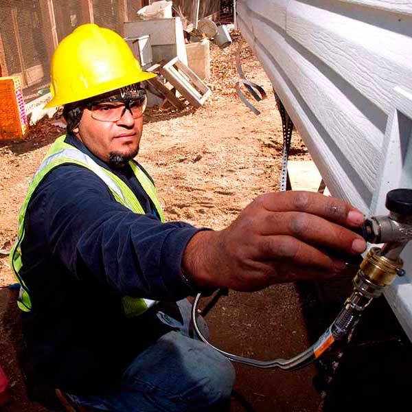 Inspección de tuberías en Castilla Medellín